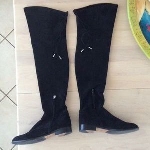 9.5 ** Very Good/Excellent Condition** Dolce Vita *Over the Knee Sues Boots